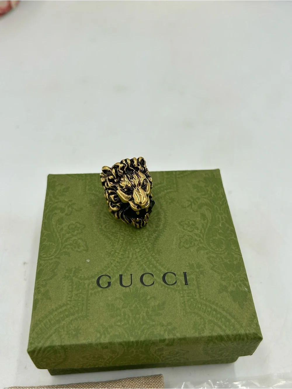 Unisex Gucci Lion Head Ring in Antique Gold finish size 5, made in Italy